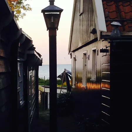Hof Marken
